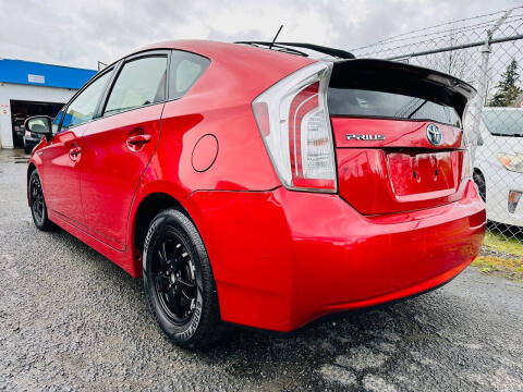 2015 Toyota Prius Two