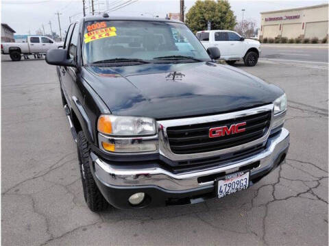 2005 GMC Sierra 2500HD