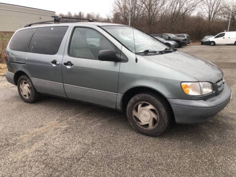 2000 Toyota Sienna