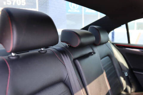 2017 Volkswagen Jetta 2.0T GLI