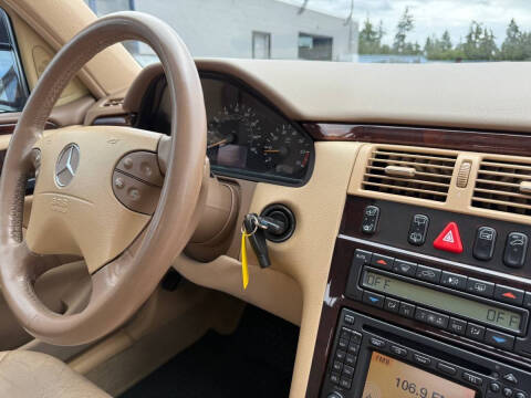 2001 Mercedes-Benz E-Class E 320 4MATIC