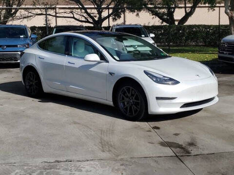 2020 Tesla Model 3 Standard Range Plus