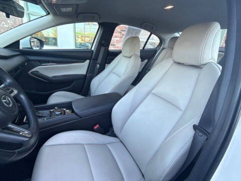 2019 Mazda Mazda3 Sedan Select