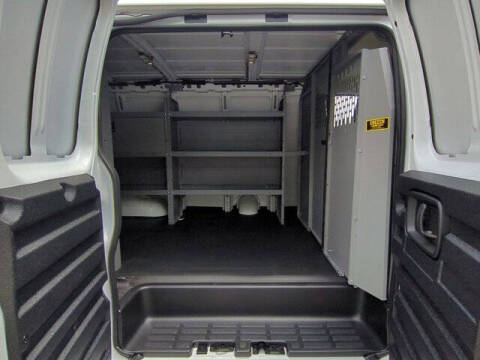 2025 Chevrolet Express 2500