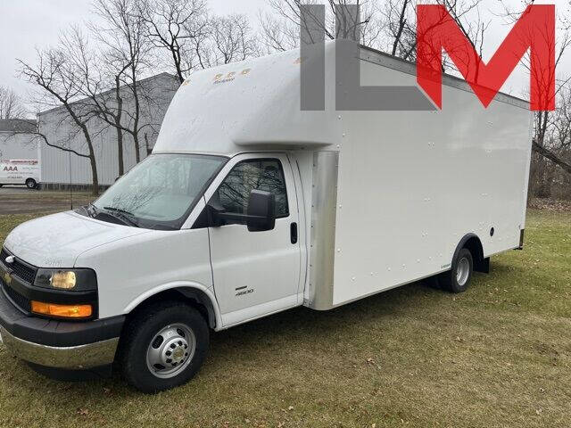 2022 Chevrolet Express for sale at INDY LUXURY MOTORSPORTS in Fishers IN