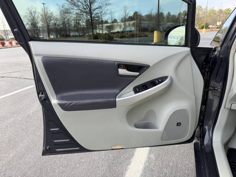 2011 Toyota Prius Three