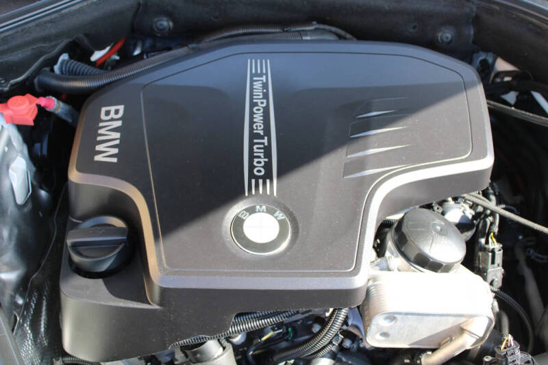 2016 BMW 5 Series 528i