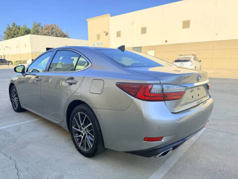 2017 Lexus ES 350