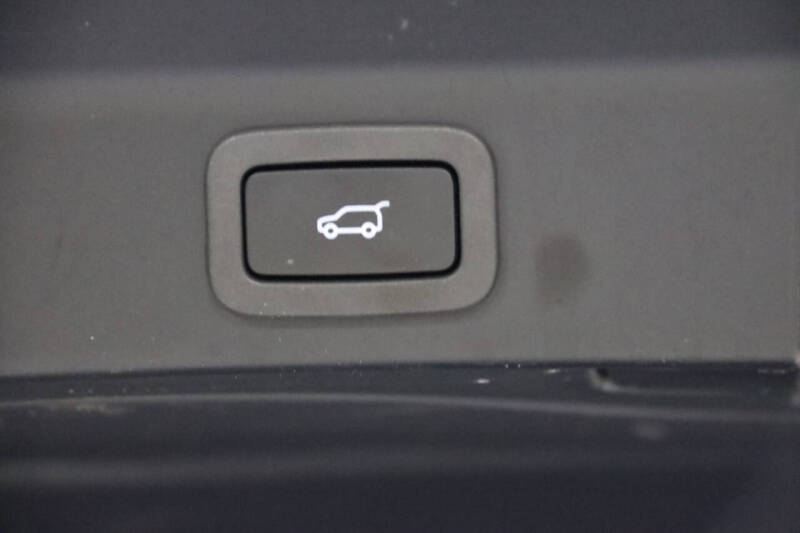 2019 Jaguar F-PACE S