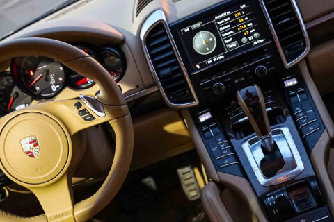 2012 Porsche Cayenne Tiptronic