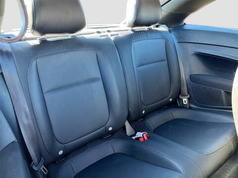 2018 Volkswagen Beetle 2.0T Coast