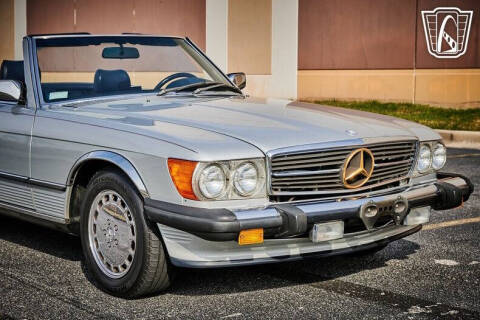 1988 Mercedes-Benz 560-Class 560 SL