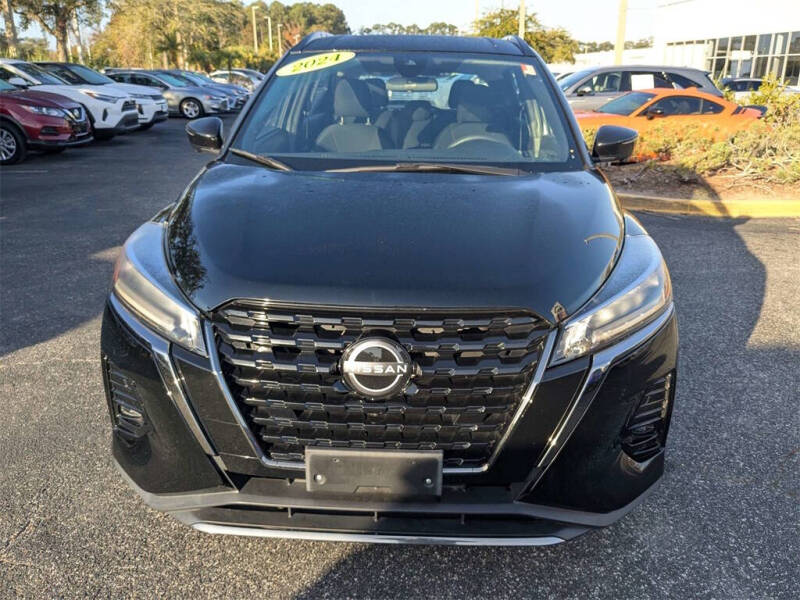 2024 Nissan Kicks SR