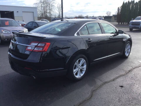 2016 Ford Taurus SEL