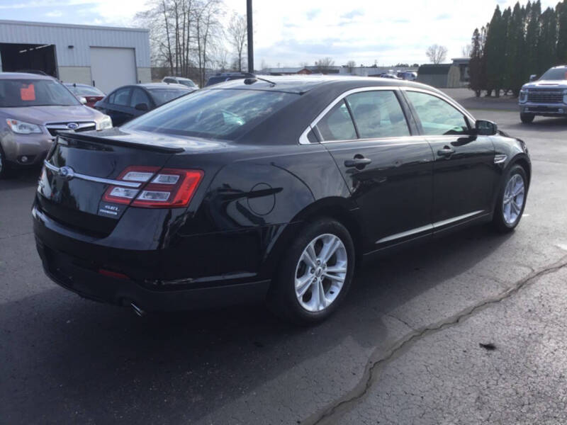 2016 Ford Taurus SEL