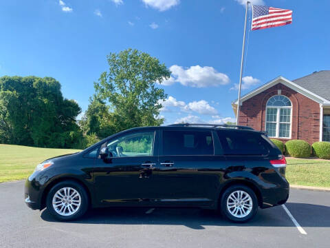 2011 Toyota Sienna for sale at HillView Motors in Shepherdsville KY