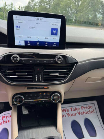 2021 Ford Escape SEL