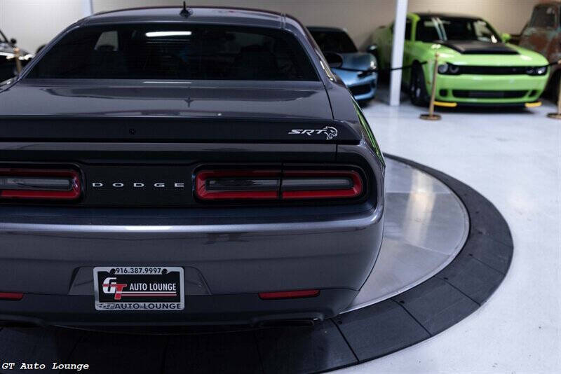2015 Dodge Challenger SRT Hellcat