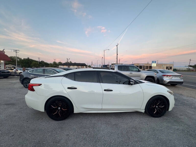 2017 Nissan Maxima Platinum