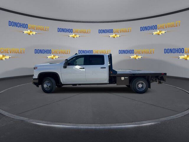 2026 Chevrolet Silverado 3500HD CC Work Truck