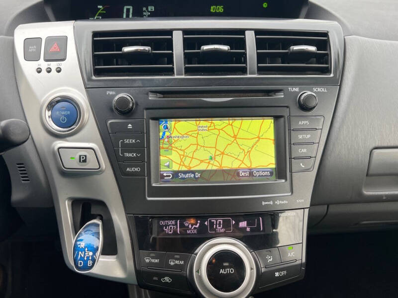 2012 Toyota Prius v Two