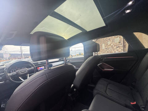 2020 Audi Q3 quattro Premium 45 TFSI