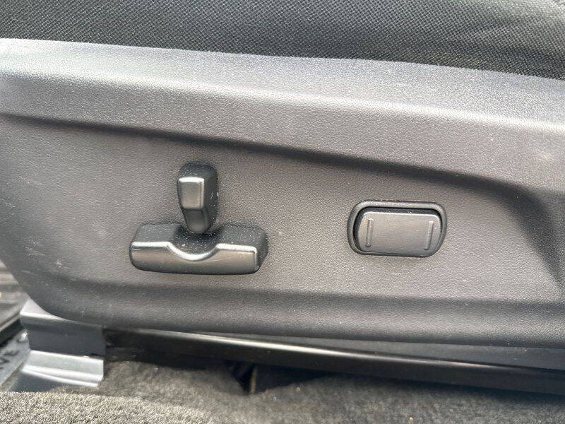 2013 Subaru Legacy 2.5i Premium