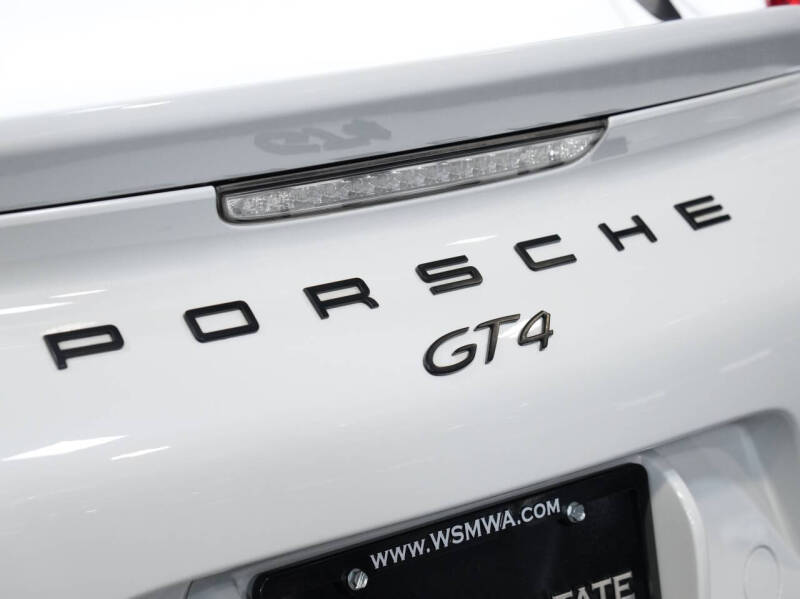2016 Porsche Cayman GT4