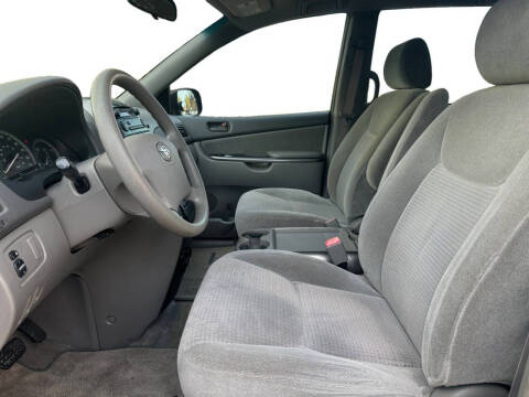 2007 Toyota Sienna CE 7-Passenger
