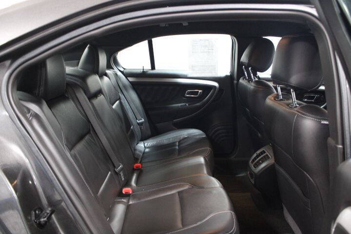 2018 Ford Taurus SEL