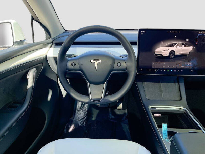 2025 Tesla Model Y Long Range