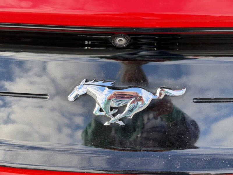 2020 Ford Mustang EcoBoost