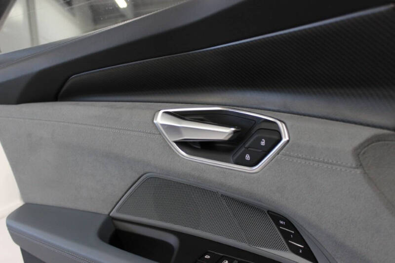 2023 Audi e-tron GT quattro Prestige