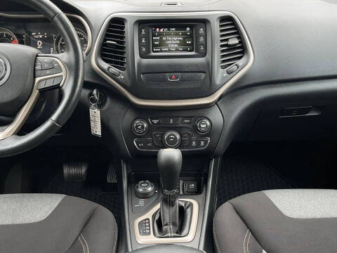 2016 Jeep Cherokee Sport Altitude