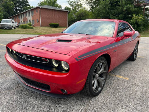 2015 Dodge Challenger for sale at K & B AUTO SALES LLC in Saint Louis MO