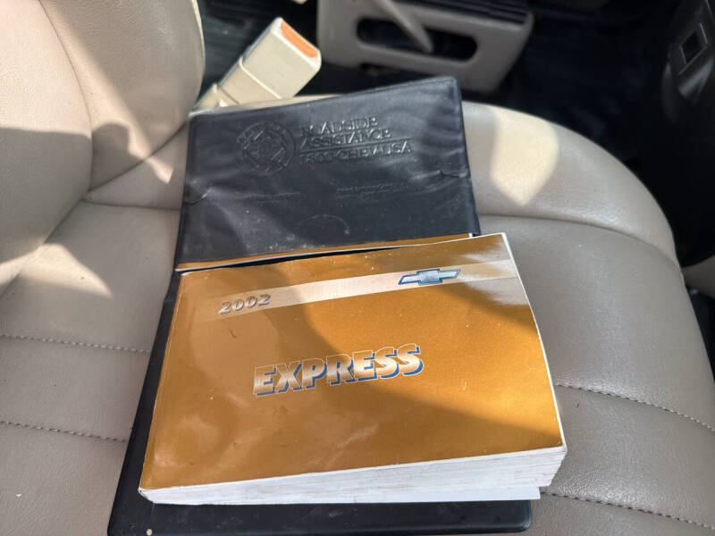 2002 Chevrolet G1500