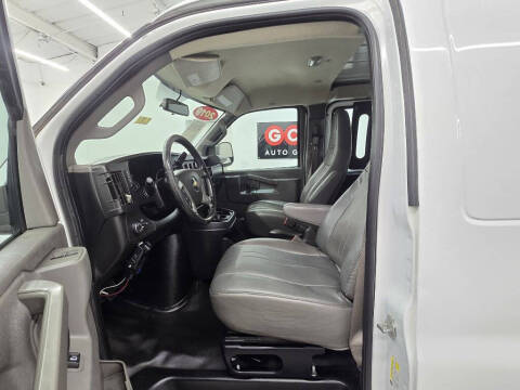 2019 Chevrolet Express 2500