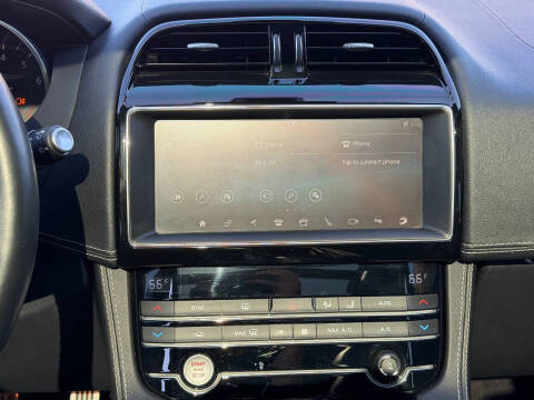 2020 Jaguar F-PACE S