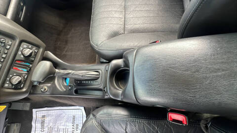 2001 Chevrolet Monte Carlo LS