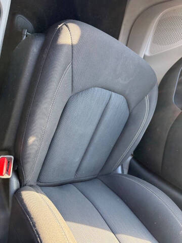 2020 Chrysler Voyager L