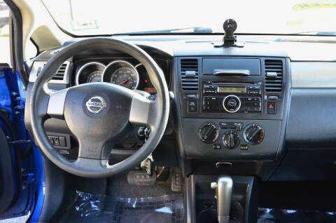 2011 Nissan Versa 1.8 S