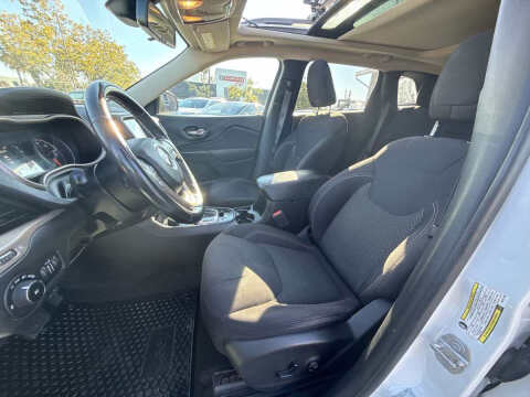 2017 Jeep Cherokee 75th Anniversary