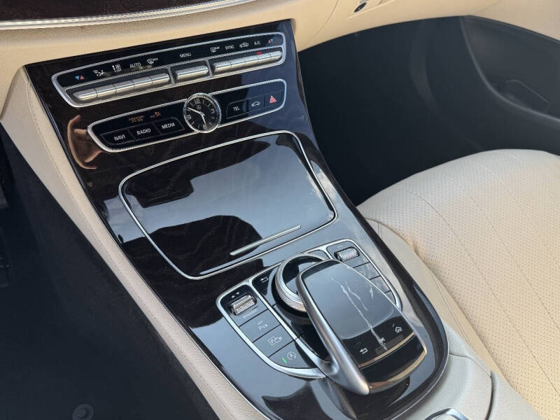 2019 Mercedes-Benz E-Class E 300