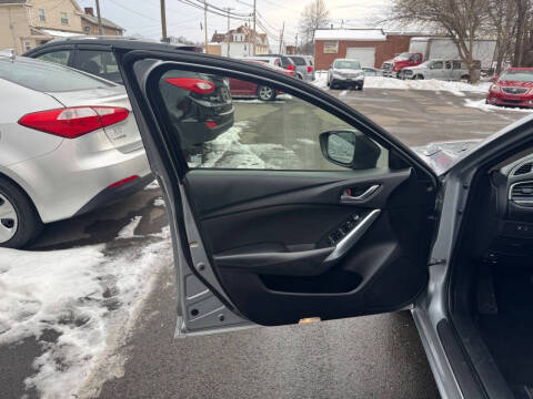 2016 Mazda MAZDA6 i Sport