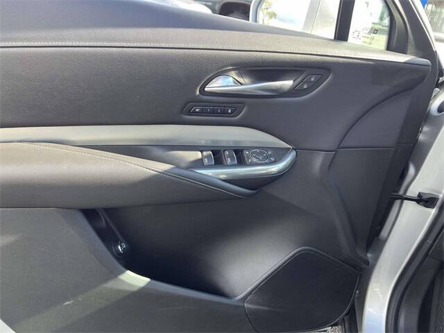 2020 Cadillac XT4 Premium Luxury