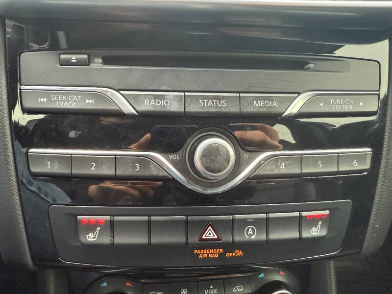 2018 Infiniti QX30 Luxury