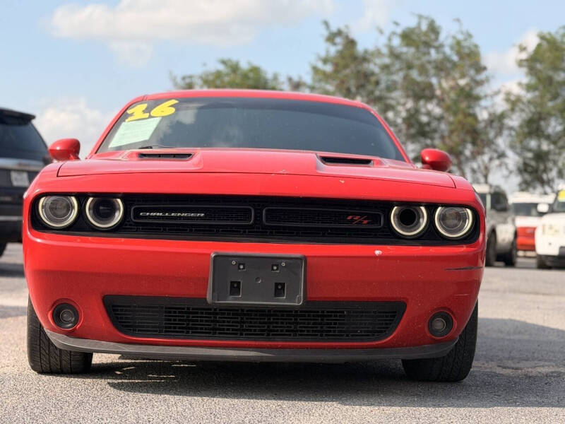 2016 Dodge Challenger R/T Plus
