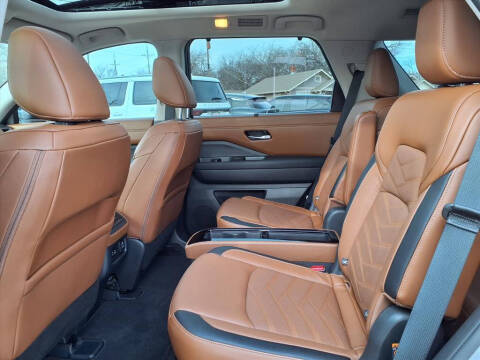 2024 Nissan Pathfinder Platinum