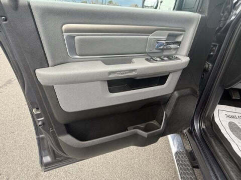 2020 RAM 1500 Classic SLT