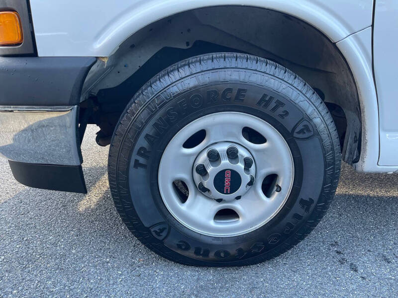 2019 GMC Savana 2500